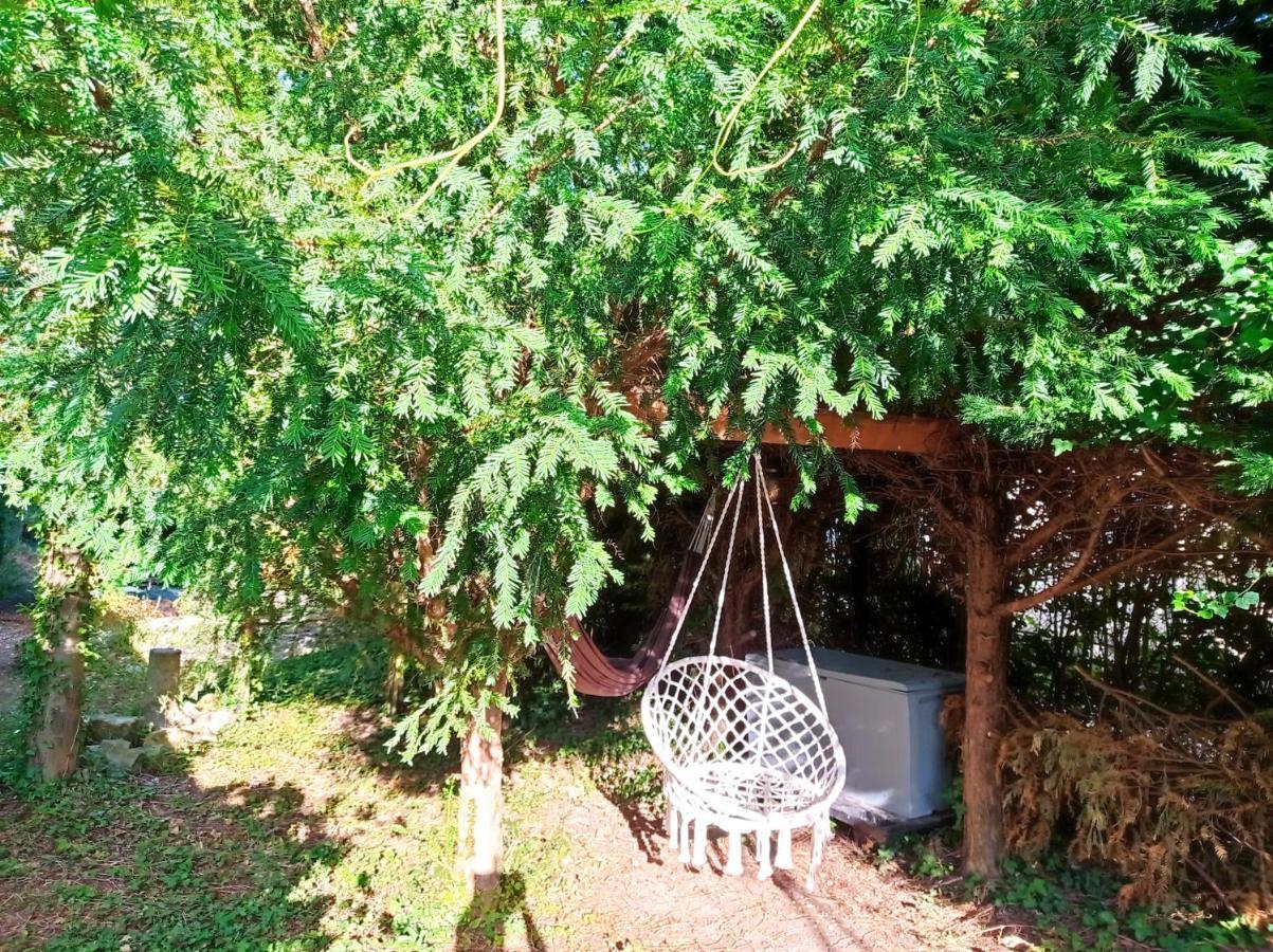 Gasthuis Irziana - Au Jardin D'henriville *
